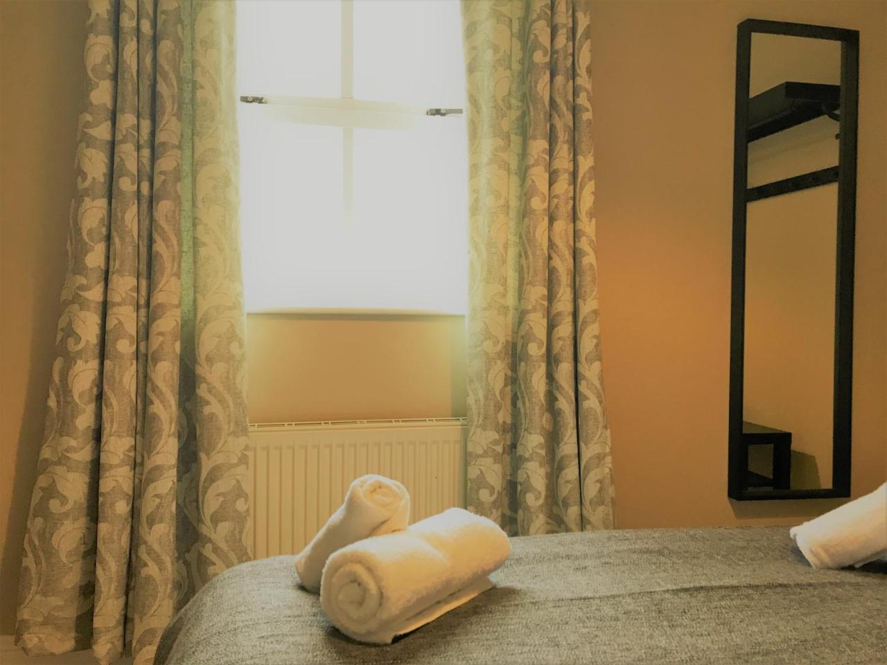 The Townhouse Panzió Kilkenny Kültér fotó